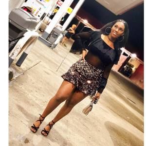 Meet your Posher, Adasia